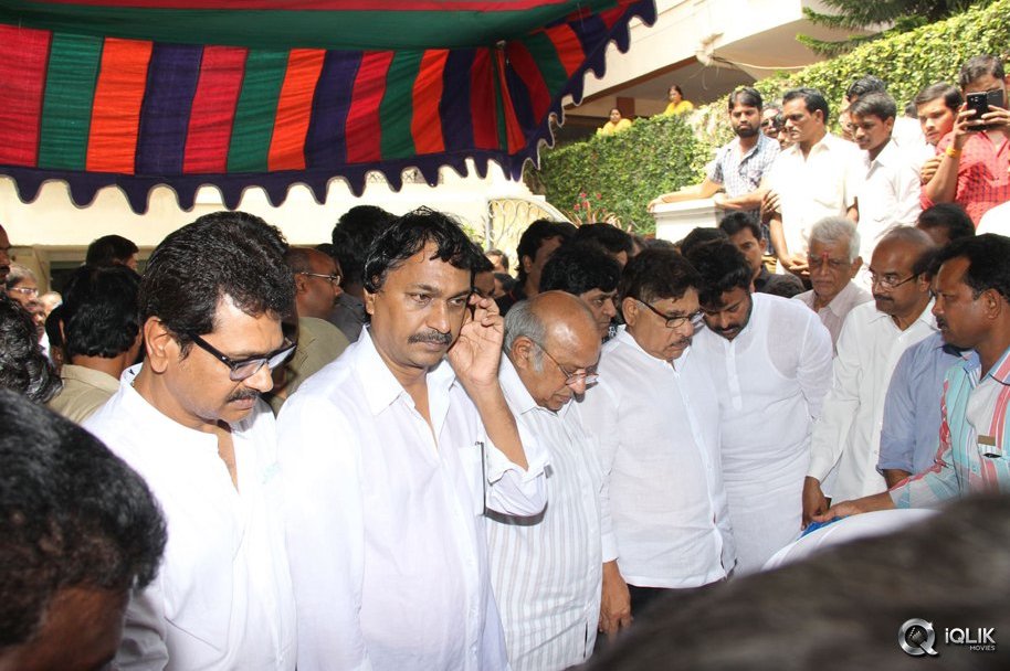 Celebrities-Pay-Homage-To-Edida-Nageswara-Rao